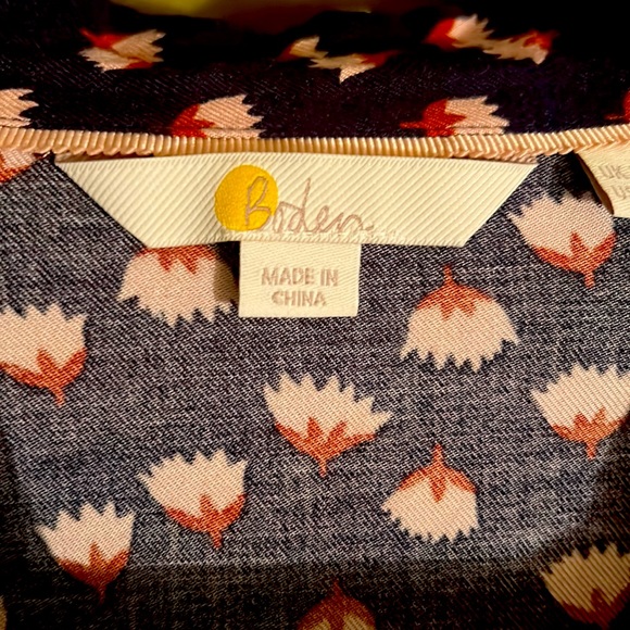 Boden Navy Blue and Pink Print Blouse - Picture 6 of 7